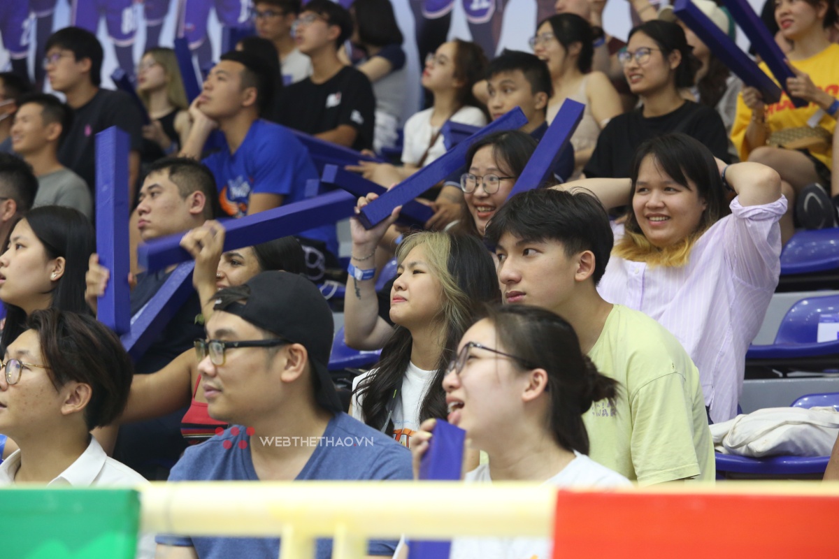 Rời chảo lửa Bách Khoa, NHM Hanoi Buffaloes vẫn cháy như thường thấy