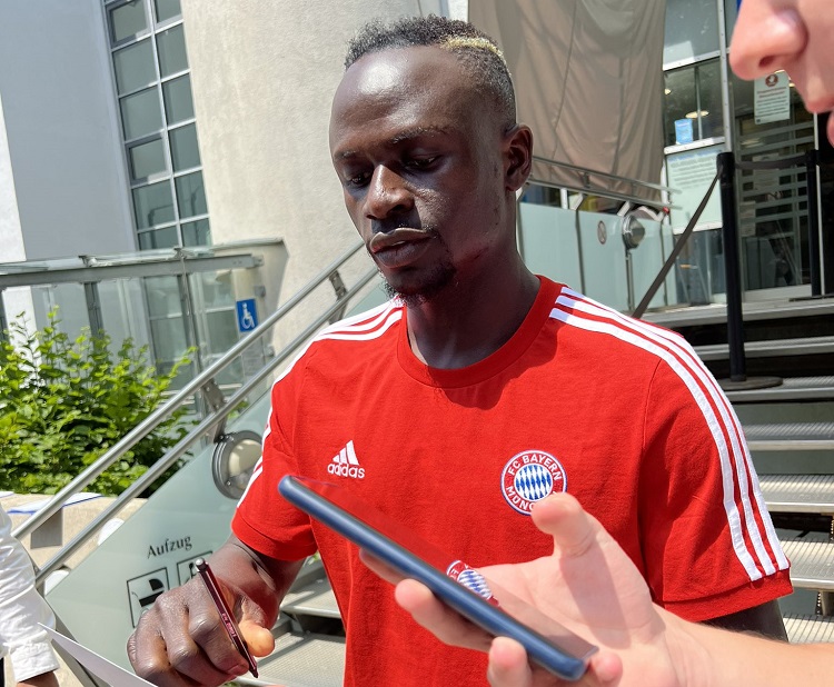 Mane đến Bayern Munich sẽ ảnh hưởng thế nào tới hàng tấn công?