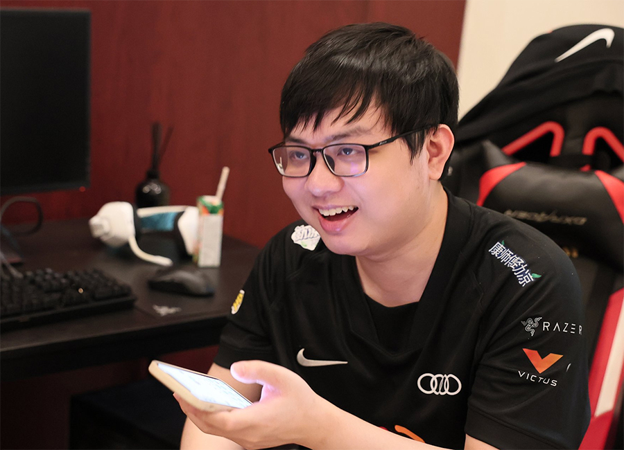 SofM đạt cột mốc mới tại LPL bất chấp phong độ bết bát của WBG