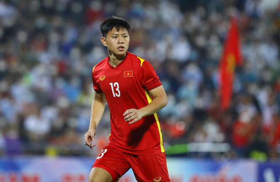 Vũ Tiến Long gãy xương sườn sau khi trở về từ VCK U23 châu Á 2022