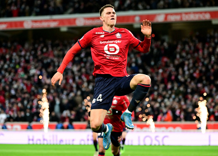 AC Milan chào thua Newcastle trong cuộc theo đuổi hậu vệ Hà Lan AC Milan chào thua Newcastle trong cuộc theo đuổi hậu vệ Hà Lan