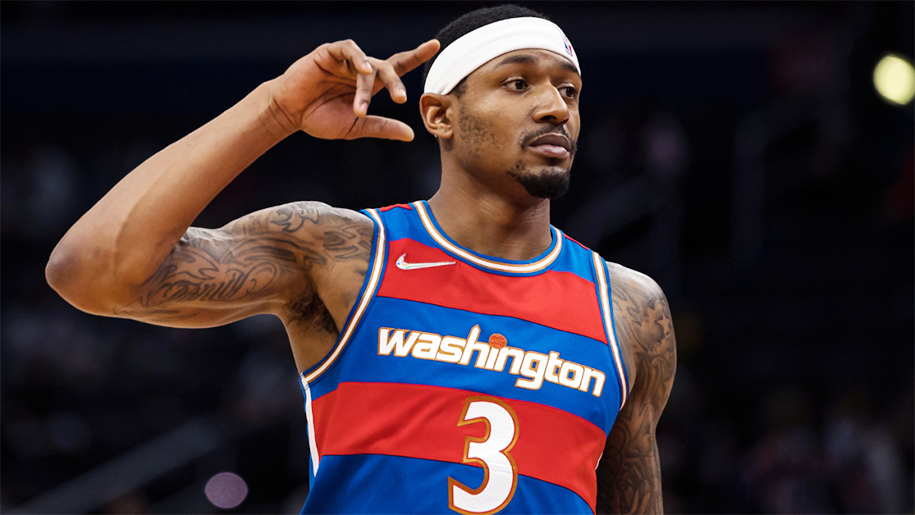Bradley Beal chuẩn bị gia hạn khủng với Wizards: Không có tham vọng gia nhập Bradley Beal chuẩn bị gia hạn khủng với Wizards: Không có tham vọng gia nhập