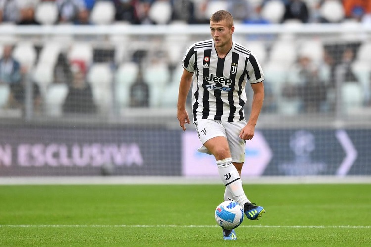 Chelsea và Man City tranh hậu vệ 120 triệu euro của Juventus