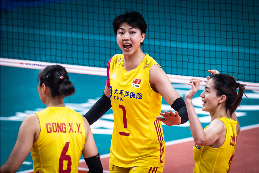 Hủy diệt Ba Lan, nữ Trung Quốc đặt 1 chân vào tứ kết VNL 2022