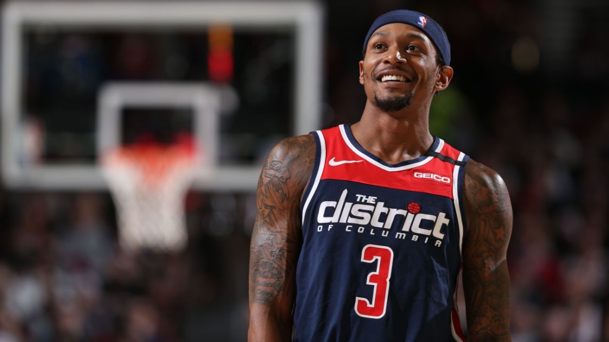 Bradley Beal ở lại với Washington Wizards bằng hợp đồng 251 triệu USD