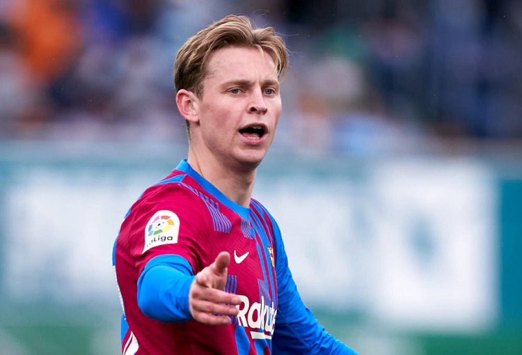 Frenkie de Jong không thể đến MU vì Barca vẫn còn… nợ lương Frenkie de Jong không thể đến MU vì Barca vẫn còn… nợ lương