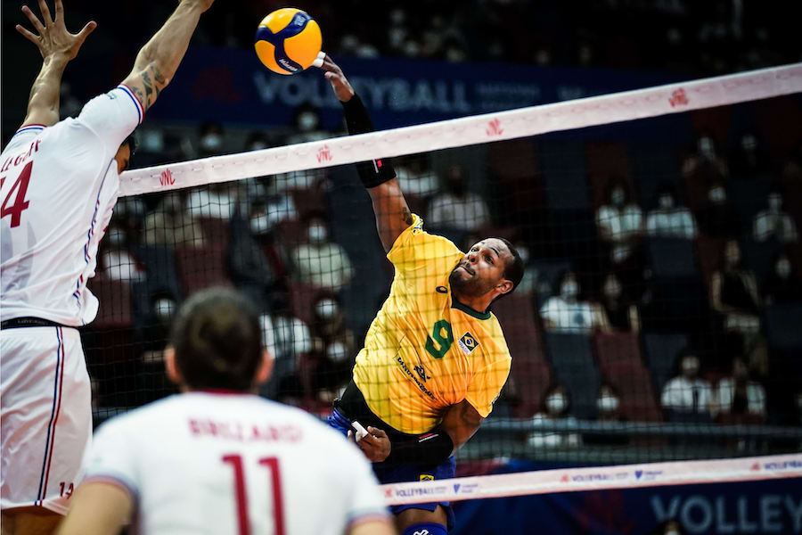 Nhấn chìm Brazil, Pháp biến cuộc đua số 1 BXH nam VNL 2022 trở nên nghẹt thở