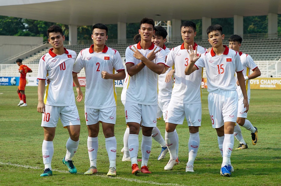 U19 Việt Nam và U19 Thái Lan có thể "dắt tay" loại chủ nhà U19 Indonesia