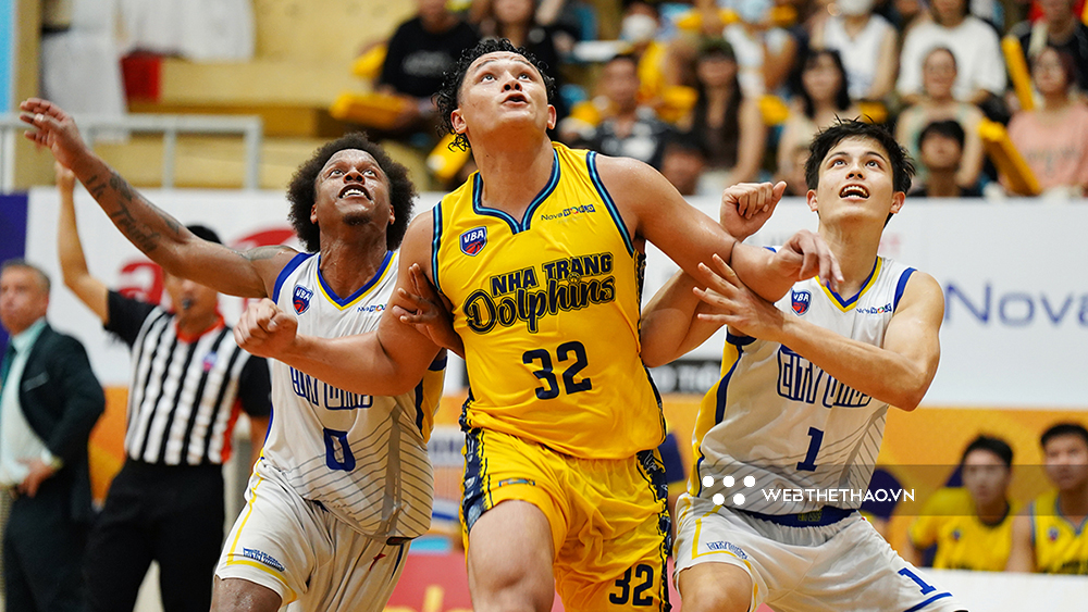 Không ngại chơi va chạm với Dolphins, Ho Chi Minh City Wings trở lại đỉnh BXH VBA 2022