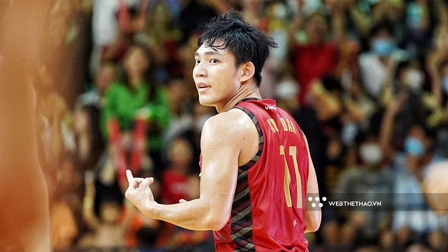 Võ Kim Bản “nóng tay" từ vòng 3 điểm, Saigon Heat vươn lên dẫn đầu BXH VBA 2022