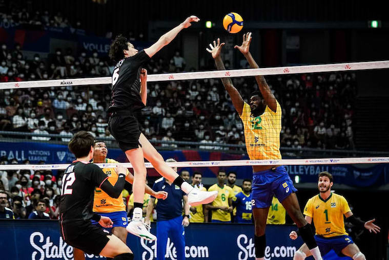 Nishida và Darlan Souza so tài đỉnh cao, Brazil cùng Nhật Bản tạo nên cuộc rượt đuổi nghẹt thở