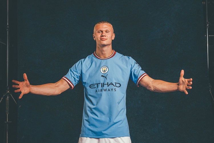 Haaland chọn số áo “quay trở lại quá khứ” tại Man City