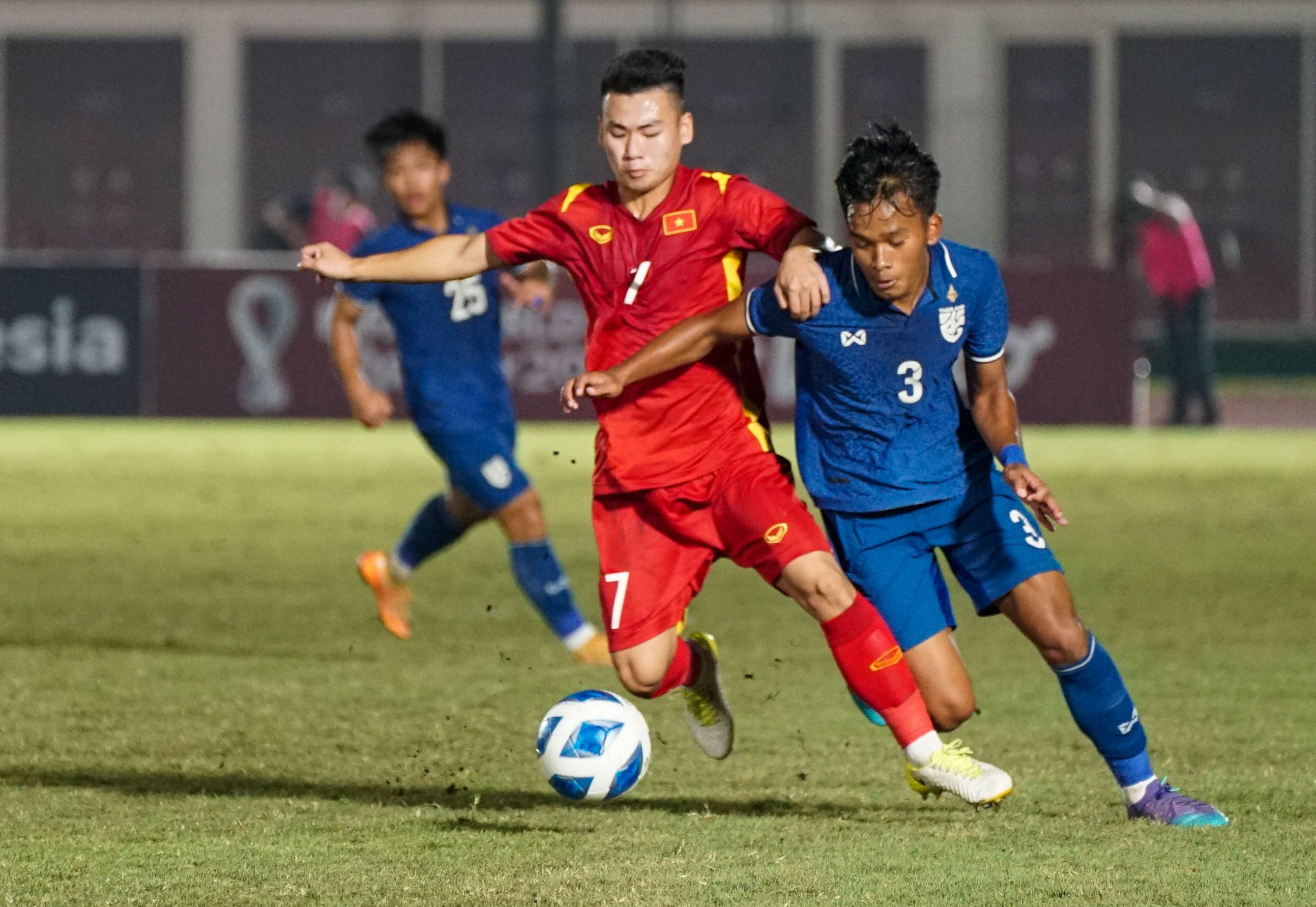 Hòa hú vía U19 Thái Lan, HLV U19 Việt Nam nói “cầu thủ nhiều lần chuyền hỏng, vội vàng”