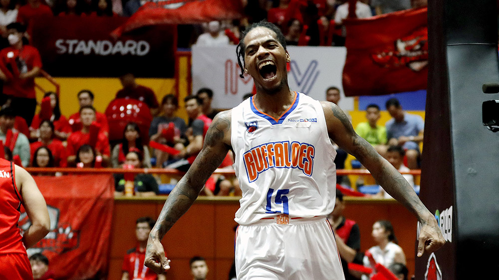 Derby Thủ đô VBA 2022 đầu tiên: Hanoi Buffaloes thắng thuyết phục Thang Long Warriors