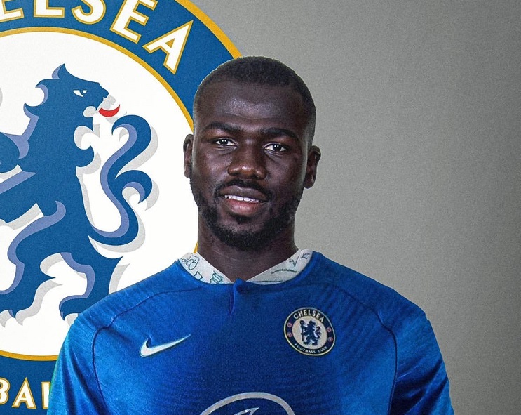 Koulibaly đến Chelsea với kỷ lục cho cầu thủ trên 30 tuổi