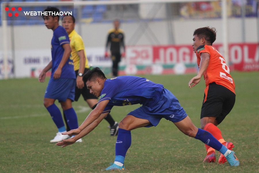 Sẩy chân trước Đà Nẵng, SLNA có nguy cơ mất ngôi đầu bảng V.League 2022