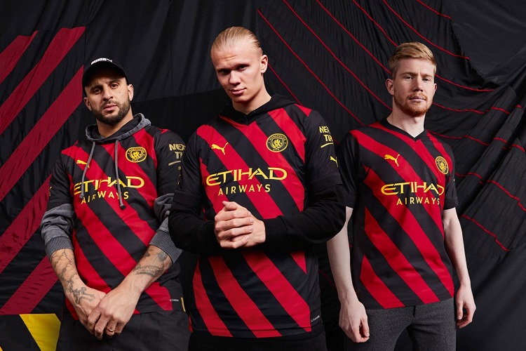 Áo đấu của Man City lấy cảm hứng từ... AC Milan