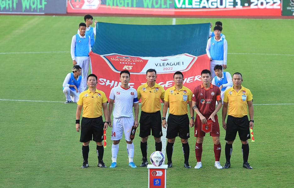 Lý do trọng tài Hoàng Ngọc Hà nghỉ làm nhiệm vụ vòng 9 V.League 2022 Lý do trọng tài Hoàng Ngọc Hà nghỉ làm nhiệm vụ vòng 9 V.League 2022