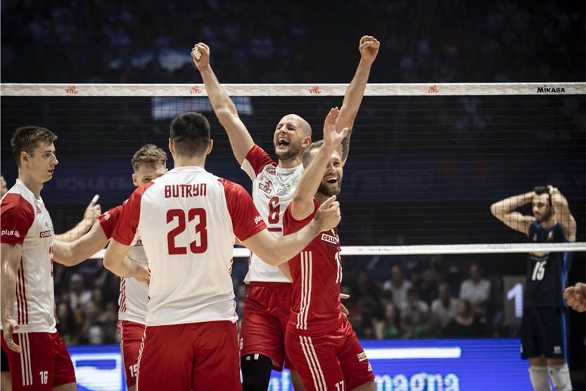 Những cú phát bóng uy lực mang về tấm HCĐ cho bóng chuyền nam Ba Lan tại VNL 2022