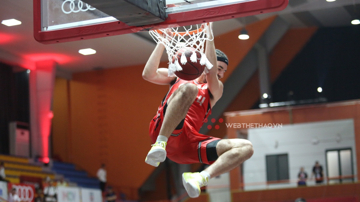 Thang Long Warriors ngắt mạch thua, níu kéo hy vọng Playoffs