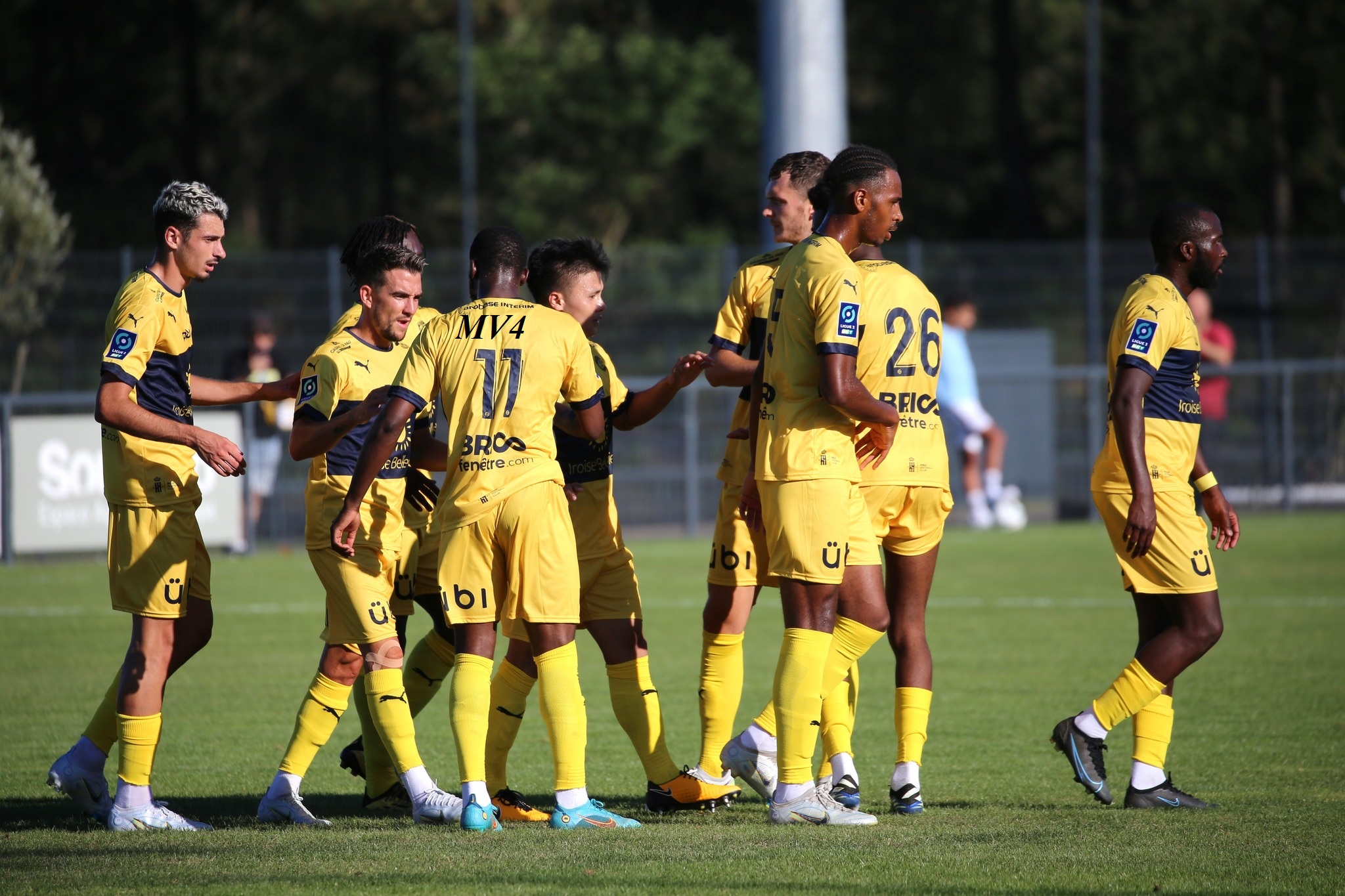 Trực tiếp Pau FC vs Guingamp: Chờ Quang Hải ra sân