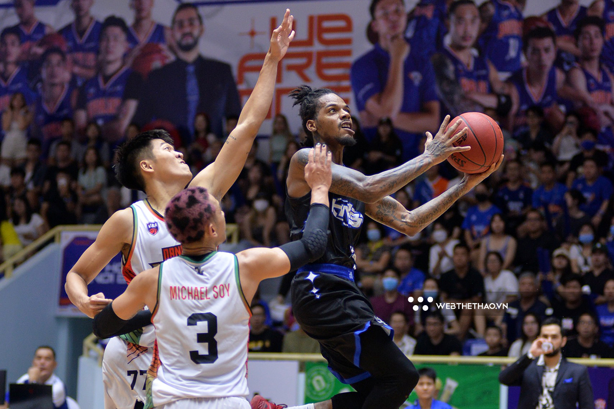 Toàn đội ghi điểm ấn tượng, Hanoi Buffaloes ngắt mạch bất bại của Danang Dragons
