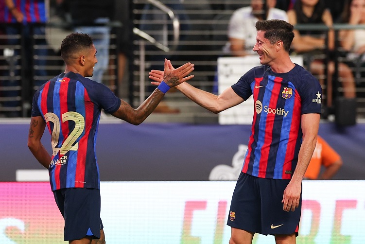 Dembele và Raphinha được chấm điểm cao nhất Barca trong chuyến du đấu