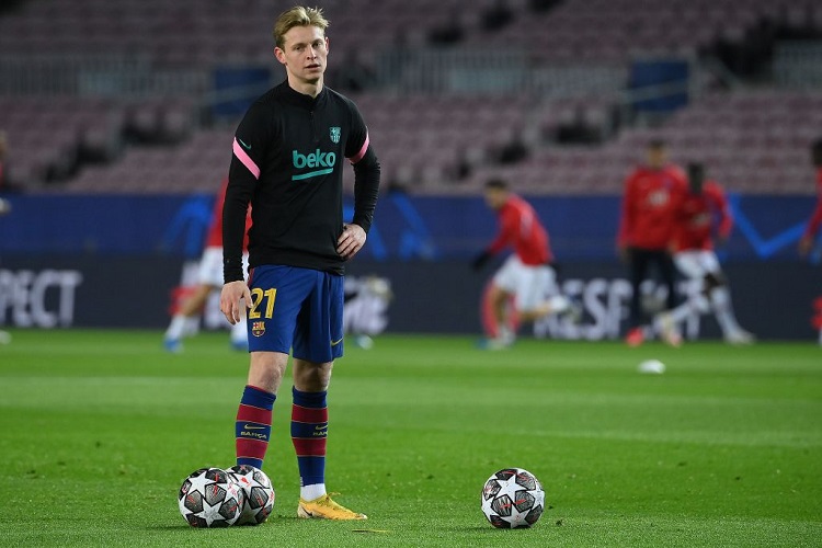 MU bị giáng một đòn mạnh về De Jong sau tuyên bố của Barca