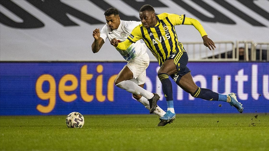 Nhận định Fenerbahce vs Slovacko: Xốc lại tinh thần