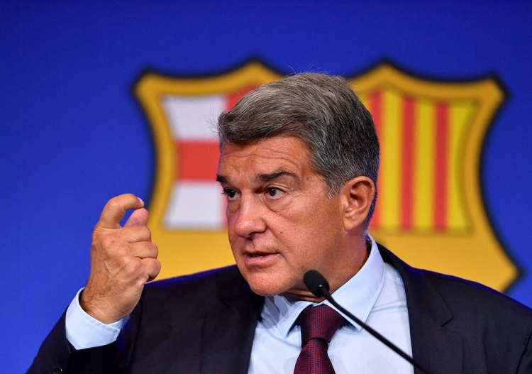 Thêm cầu thủ Barca từ chối ra đi vì không được thanh toán lương