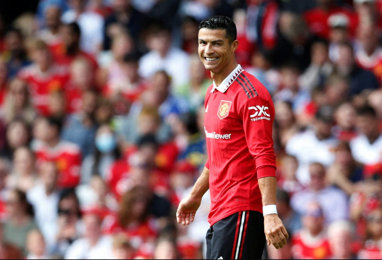 MU c&oacute; thể buộc phải để Ronaldo đ&aacute; ch&iacute;nh trước Brighton