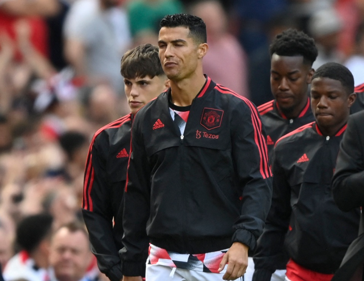 Ten Hag thừa nhận MU chơi tốt hơn với Ronaldo