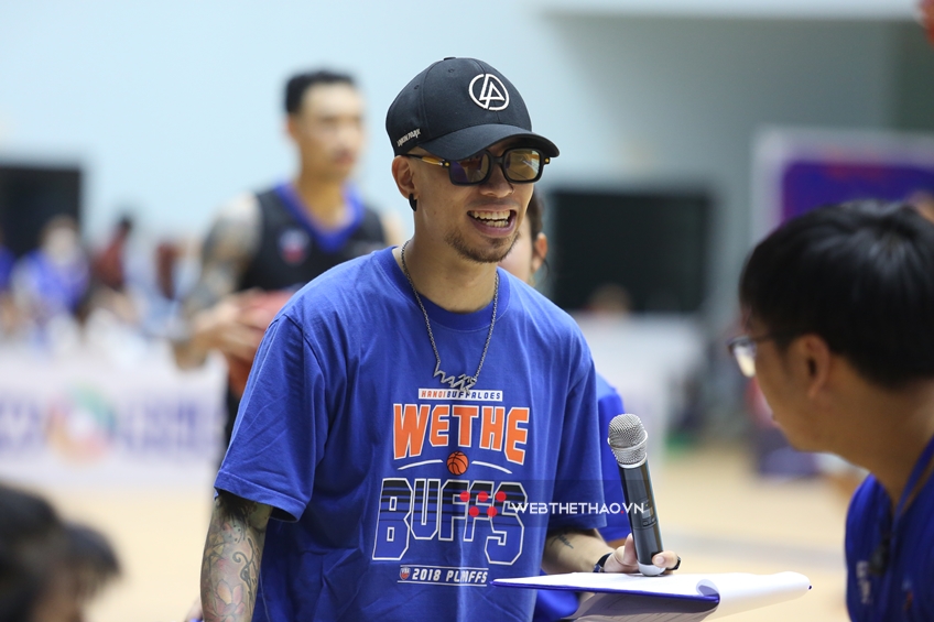 Đôi điều về MC hay "gáy" của Hanoi Buffaloes: "Làm dâu trăm họ nên đâu dễ chiều lòng mọi người"