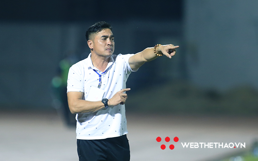 Ngược dòng đánh bại TP.HCM, HLV Đức Thắng úp mở khả năng Đặng Văn Lâm về Bình Định Ngược dòng đánh bại TP.HCM, HLV Đức Thắng úp mở khả năng Đặng Văn Lâm về Bình Định