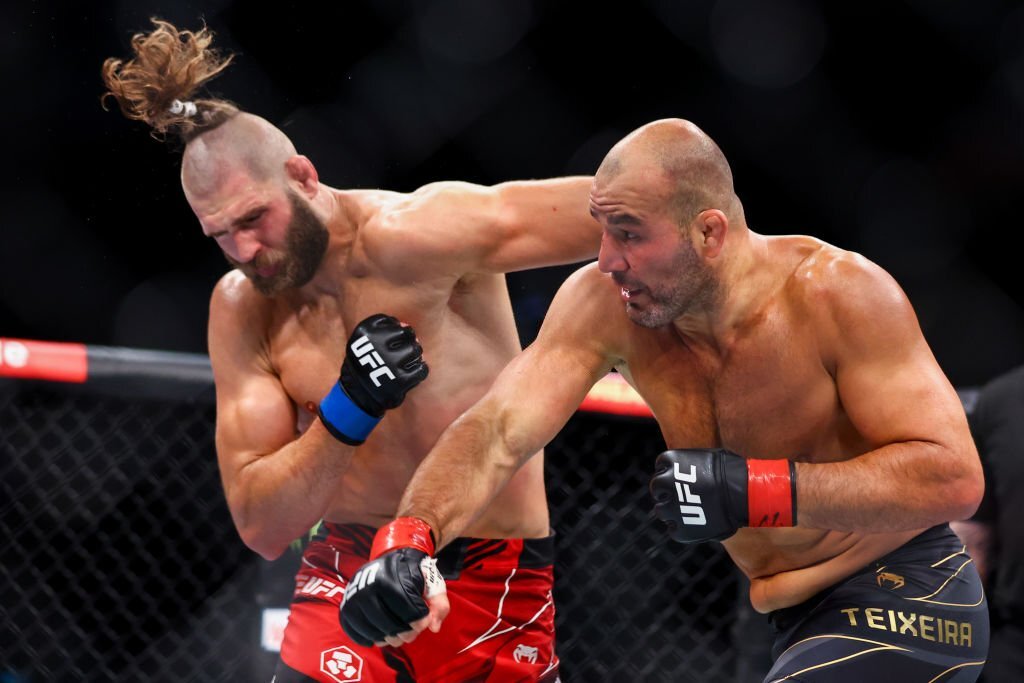 Jiri Prochazka sẽ tái đấu Glover Teixeira tại UFC 282?