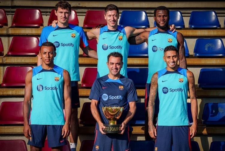Barca đã đăng ký toàn bộ bản hợp đồng mới, ngoại trừ một cầu thủ