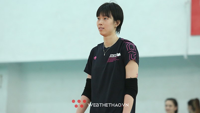 Thanh Th&uacute;y hội qu&acirc;n với đội tuyển b&oacute;ng chuyền nữ Việt Nam v&agrave;o ng&agrave;y mai