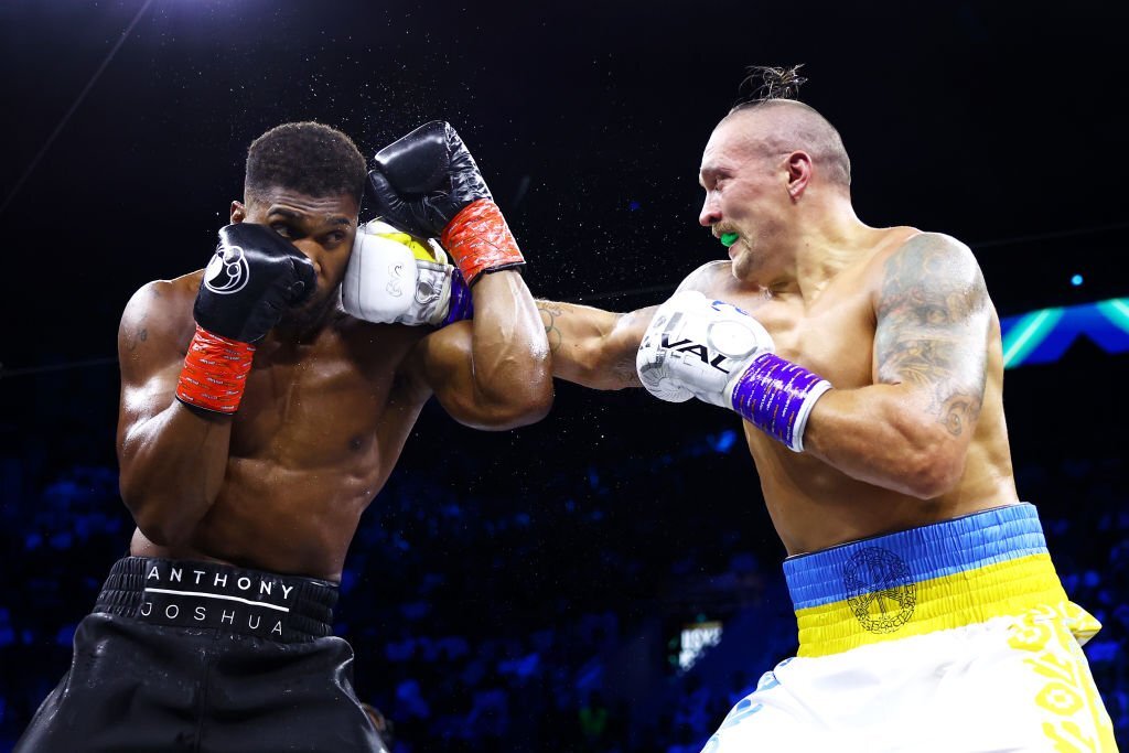 Oleksandr Usyk lần thứ hai đ&aacute;nh bại Anthony Joshua 