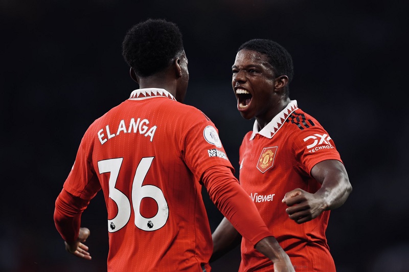 Hậu vệ MU được ví là “Evra mới” sau trận thắng Liverpool