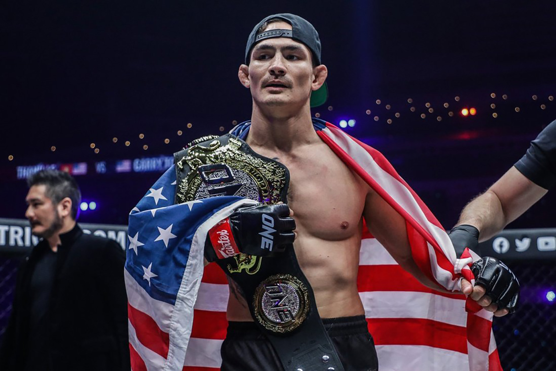 Thành Lê tập cùng cao thủ UFC, khẳng định chiêu tâm lý của Tang Kai "hoàn toàn vô dụng"