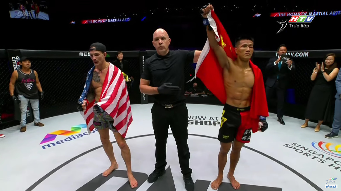Th&agrave;nh L&ecirc; mất đai v&ocirc; địch ONE Championship về tay Tang Kai bởi 