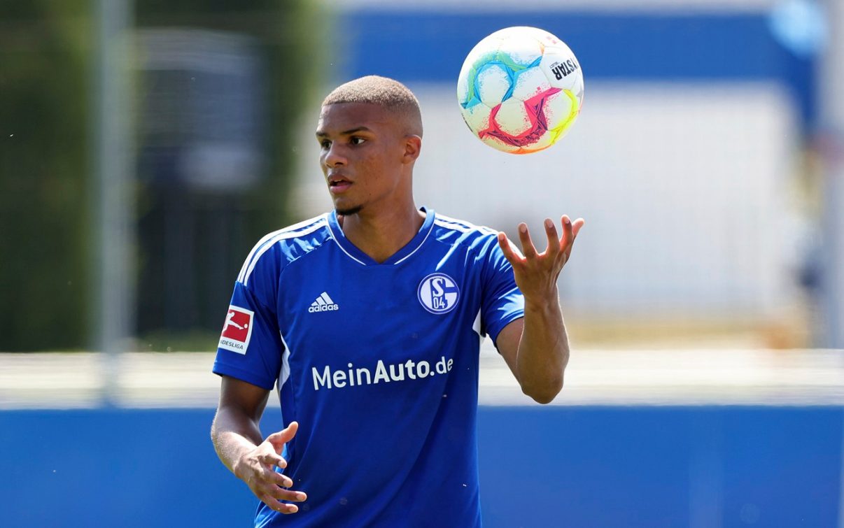 Malick Thiaw, hậu vệ mới của AC Milan là ai?