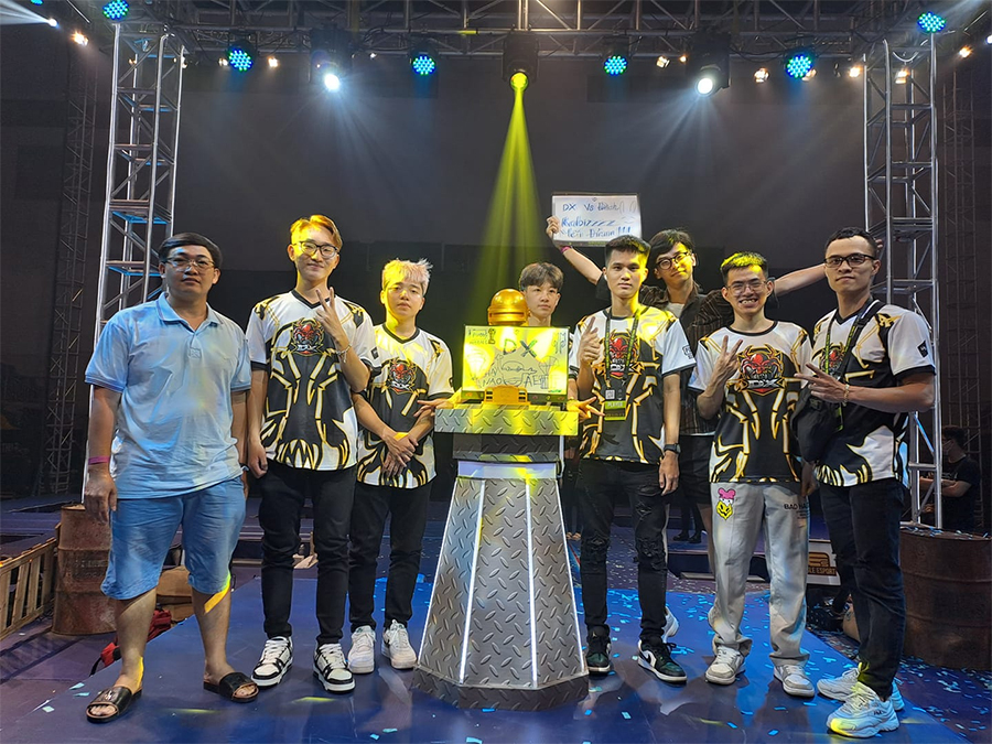 D'Xavier tiếp tục thống trị đấu trường PUBG Mobile quốc nội D'Xavier tiếp tục thống trị đấu trường PUBG Mobile quốc nội