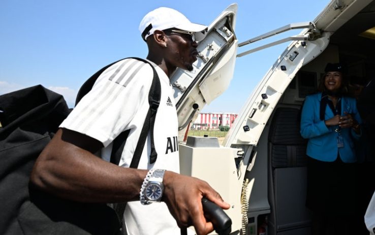 Pogba bị một băng đảng bắt l&agrave;m con tin v&agrave; tống tiền