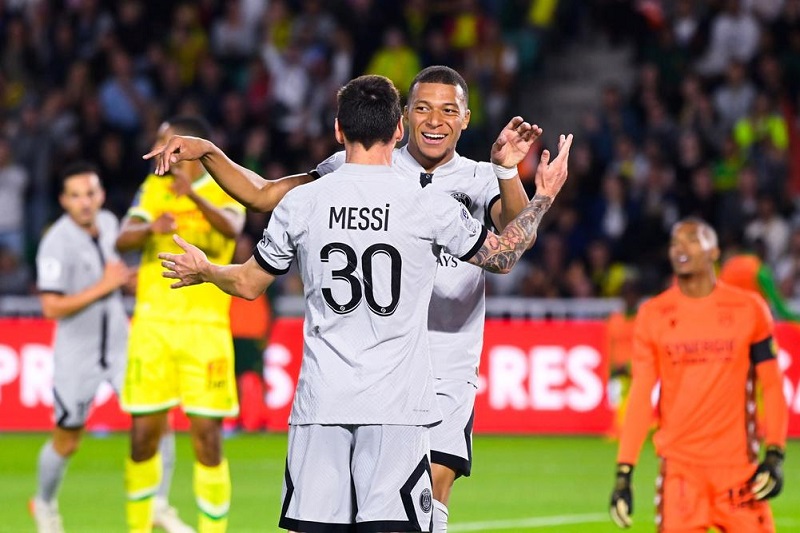Messi cán mốc 100 pha kiến tạo sau cú đúp cho Mbappe