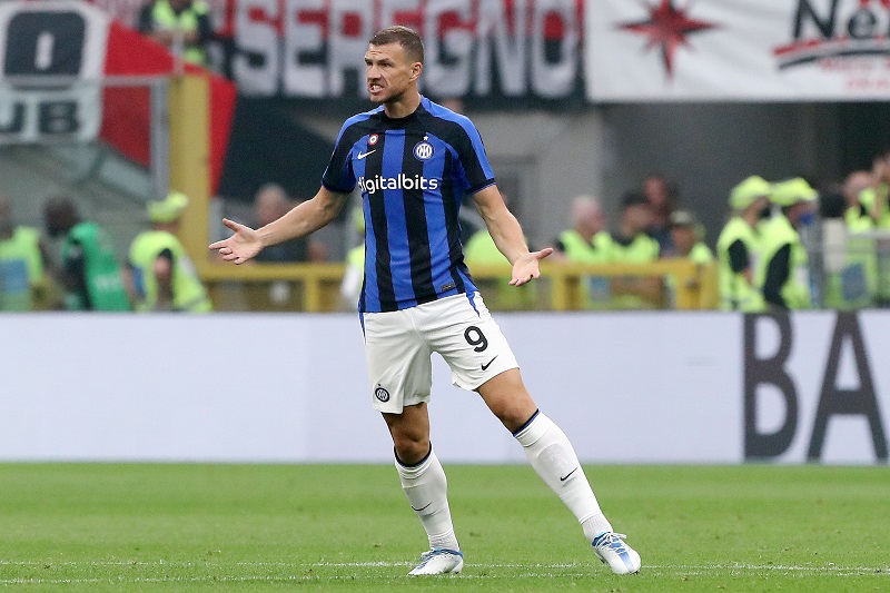 Đội hình ra sân dự kiến Inter vs Bayern Munich: Dzeko so tài Mane