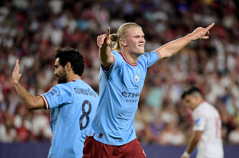 Haaland lại lập dấu mốc ghi b&agrave;n kh&oacute; tin ở Champions League