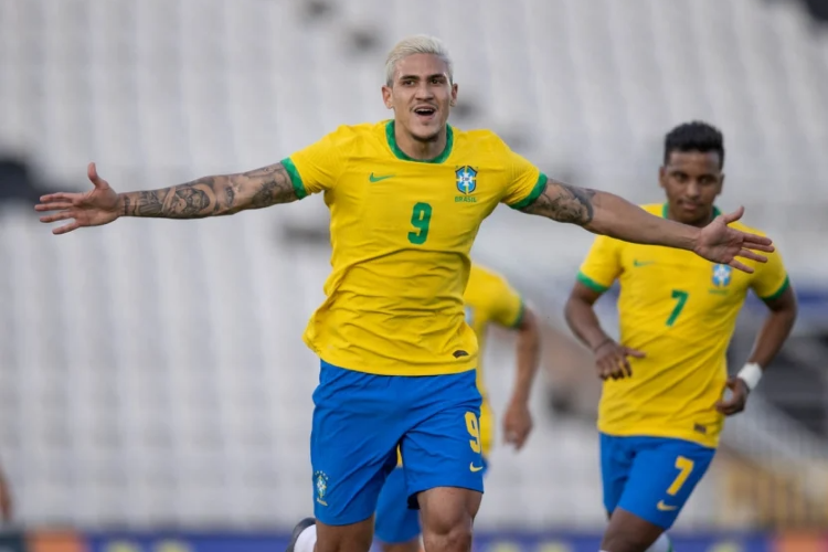 Tuyển Brazil lên danh sách 26 cầu thủ khởi động cho World Cup 2022 Tuyển Brazil lên danh sách 26 cầu thủ khởi động cho World Cup 2022