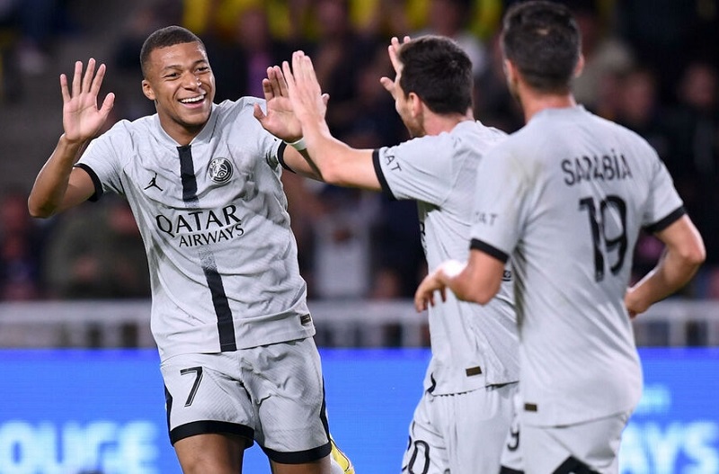 Đội hình ra sân dự kiến PSG vs Brest: Cây đinh ba vẫn có Messi