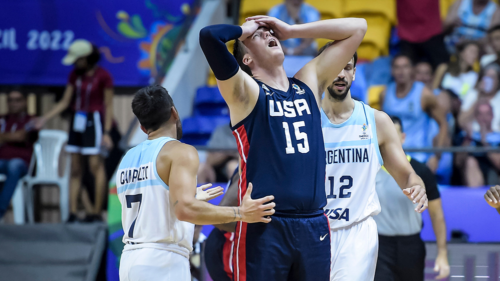 Đội tuyển bóng rổ Mỹ trở thành cựu vương FIBA AmeriCup 2022, thua Argentina tại bán kết